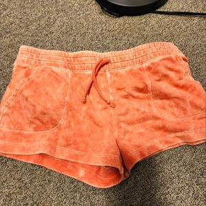 So Pink booty shorts Large